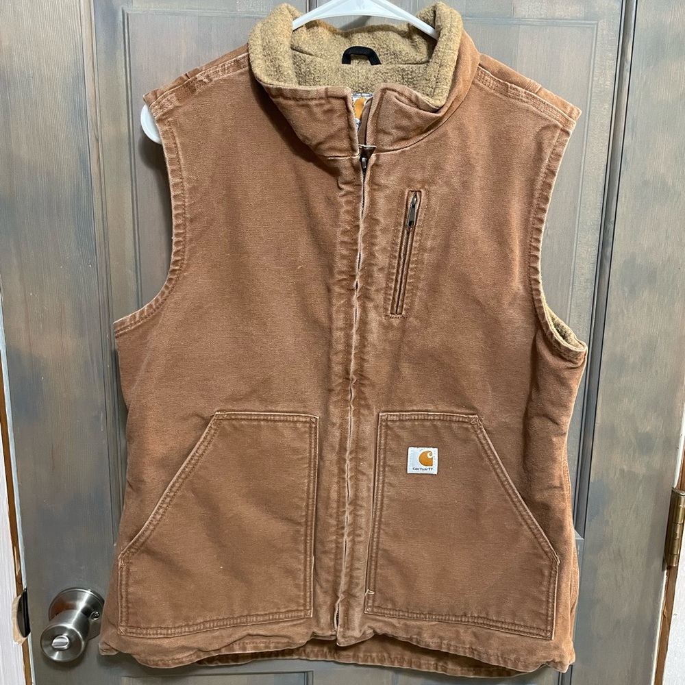 Women’s brown Carhartt vest